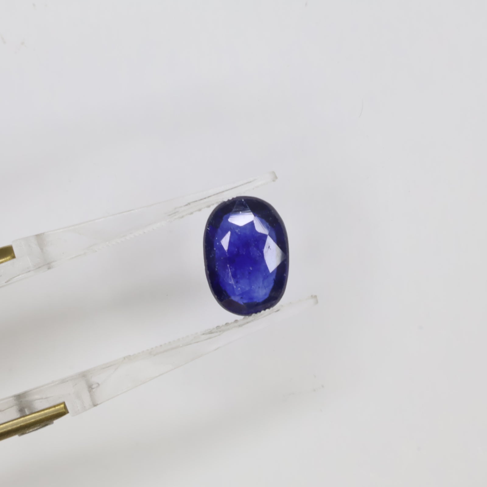 Natural Blue Sapphire 3.85ct