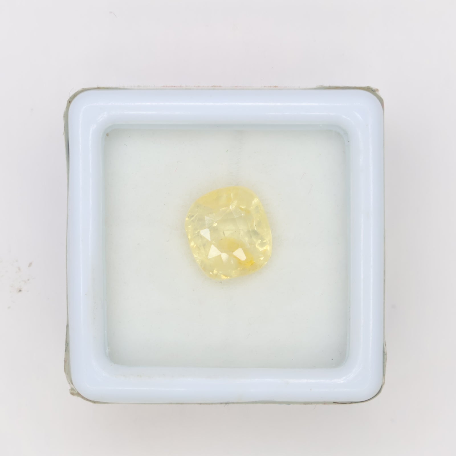 Natural Yellow Sapphire (Ceylon) 3.86ct