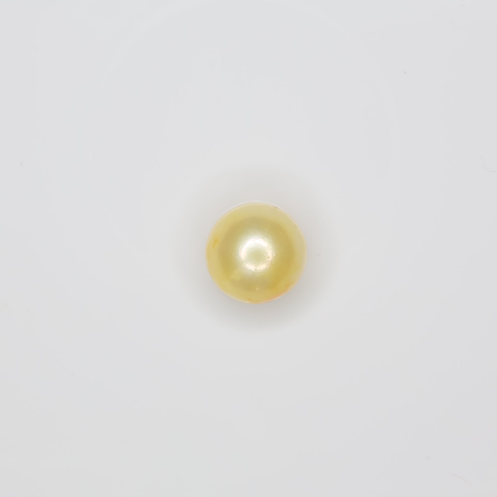 Natural Golden Pearl (South Sea) 6.43ct
