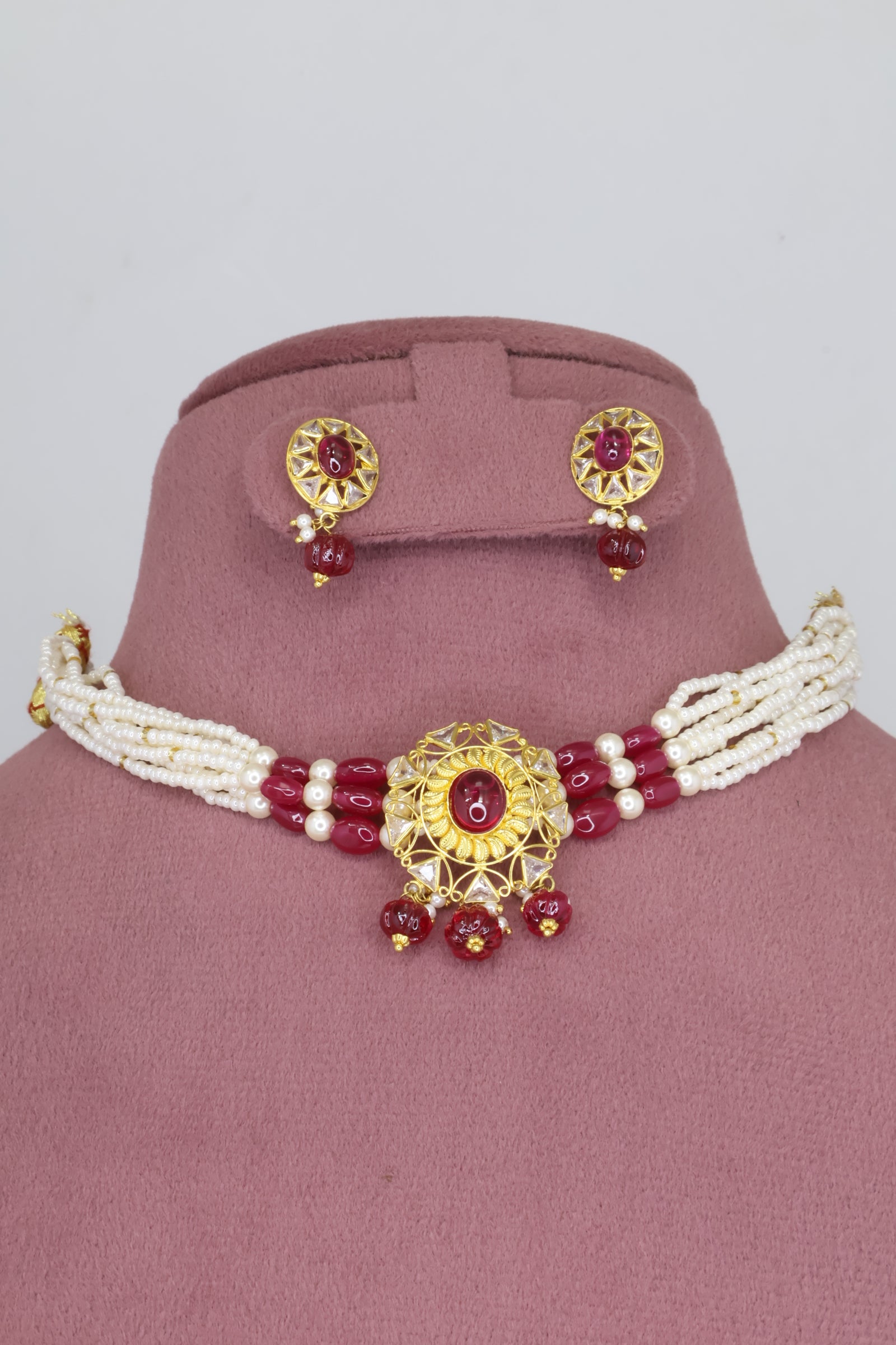 Gold & Precious Stones Necklace Set