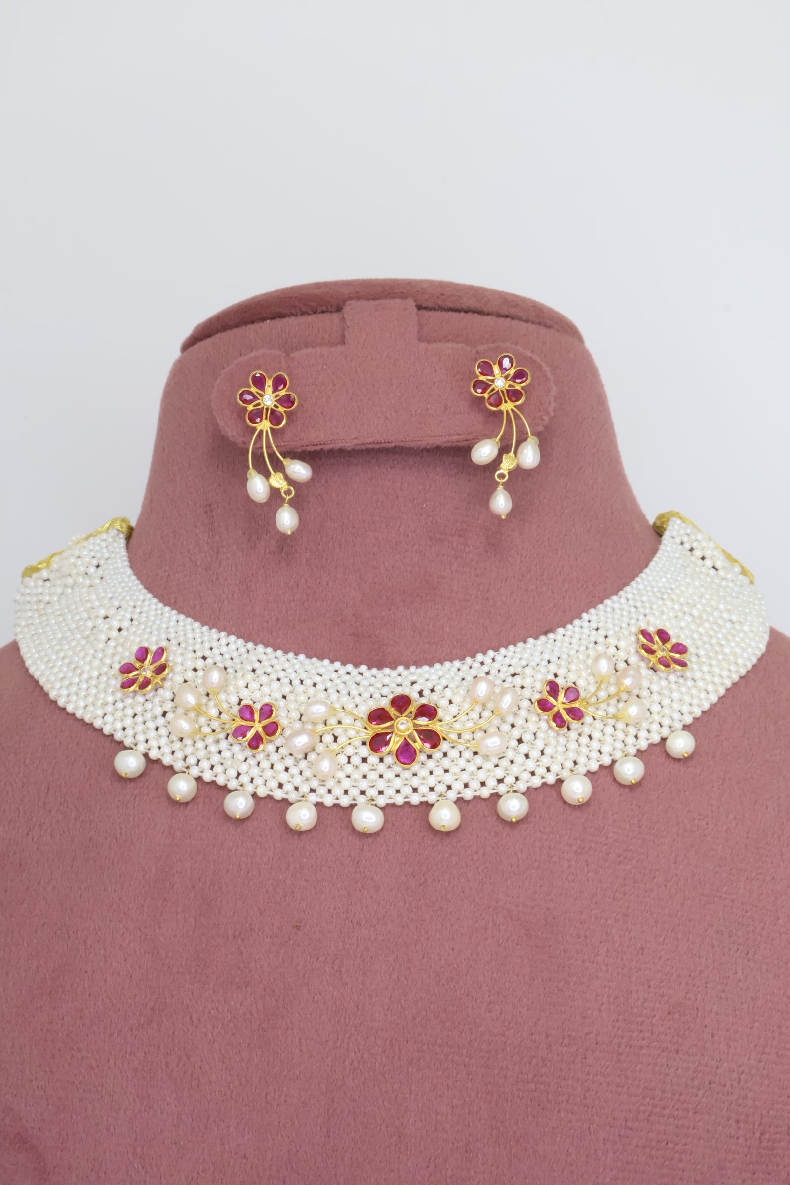 Gold & Precious Stones Necklace Set
